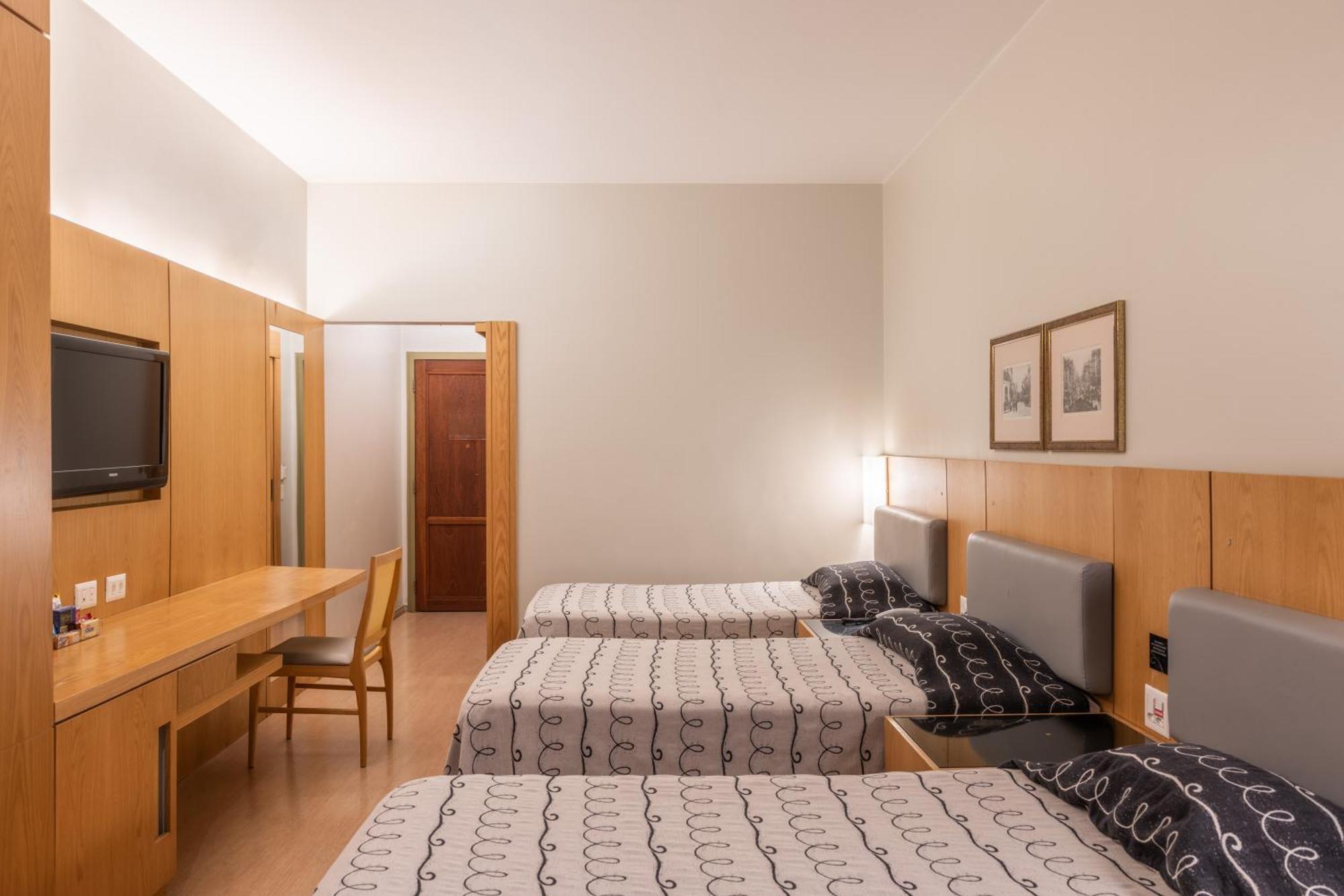 Quarto Triplo - Acesso a Pessoas com Mobilidade Condicionada