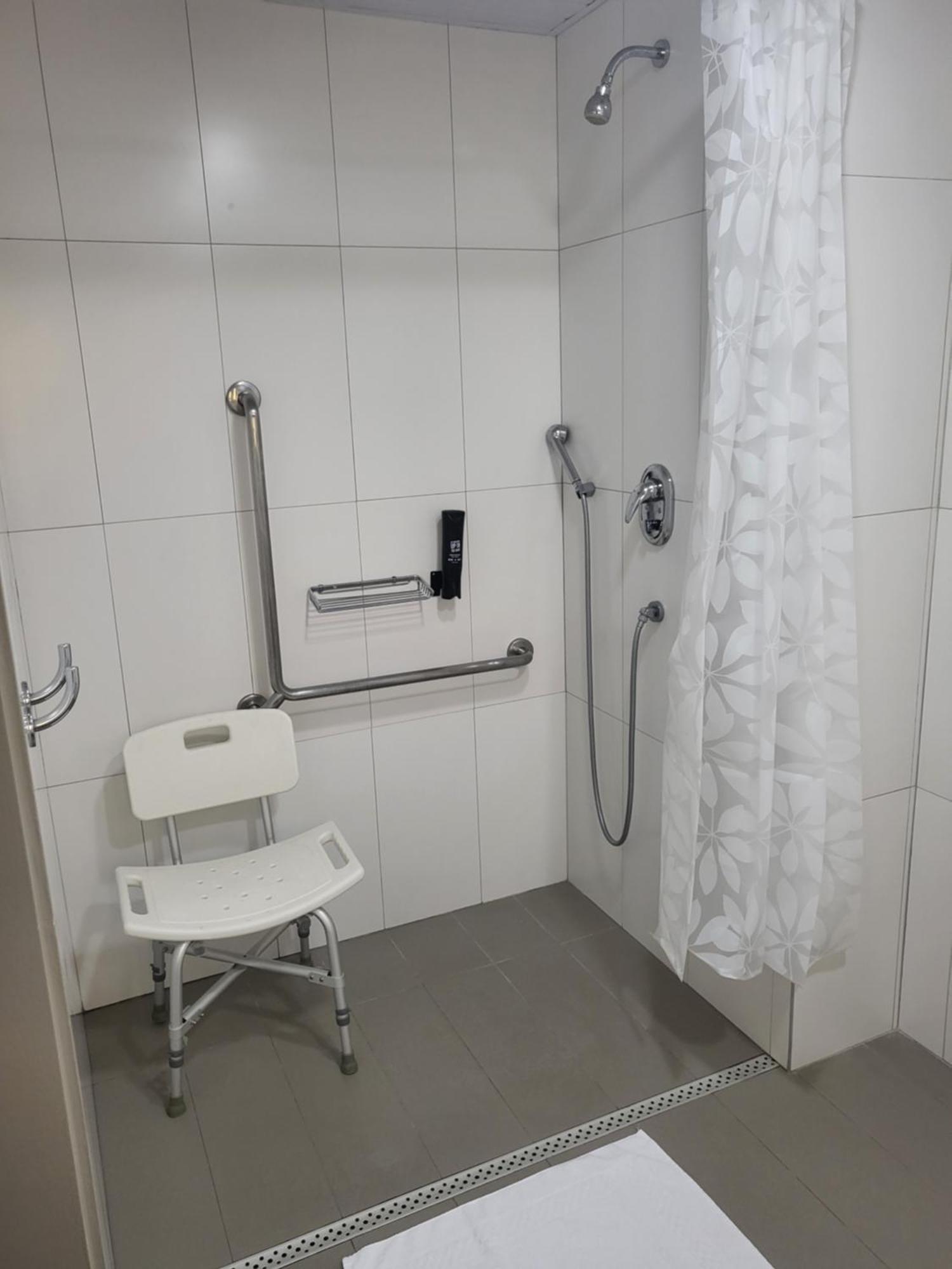 Quarto Duplo - Acesso a Pessoas com Mobilidade Condicionada