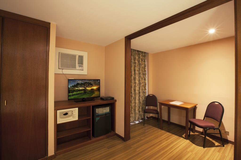 Quarto Twin