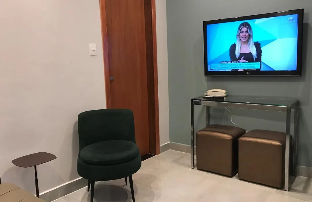 Liberdade 1 QT + Sofá Cama - 200m Metrô. Novo!-1