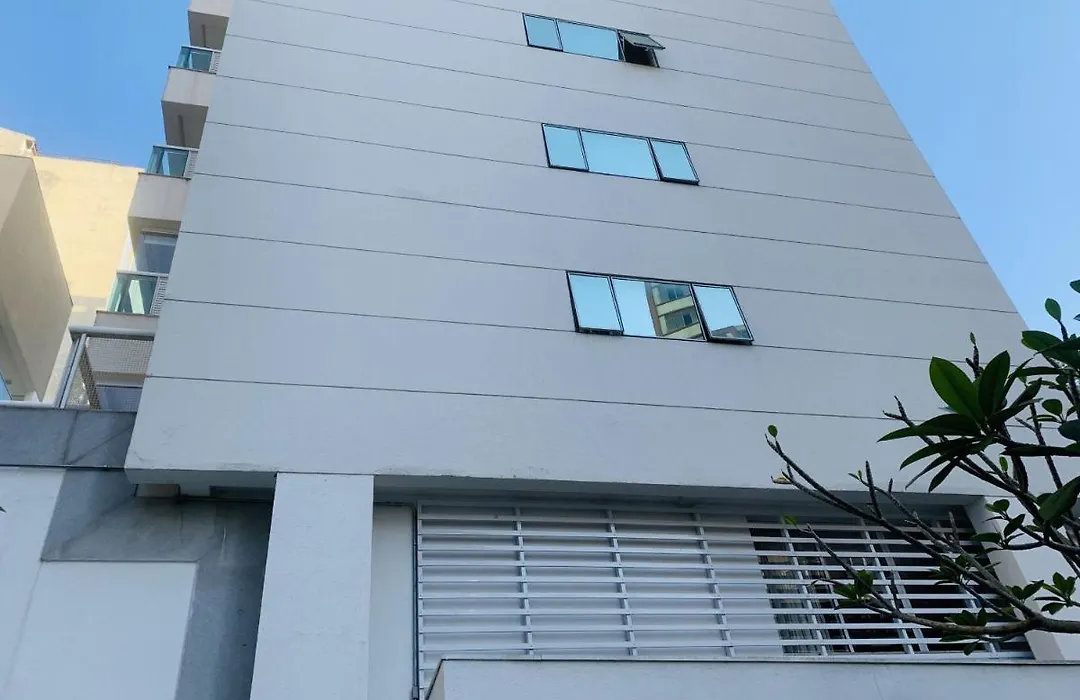 CS Apartamento a 200 metros da Paulista com AC-1