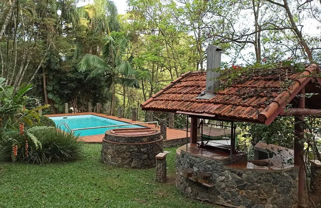 Casa estilo chalé suíço - Serra da Cantareira-1