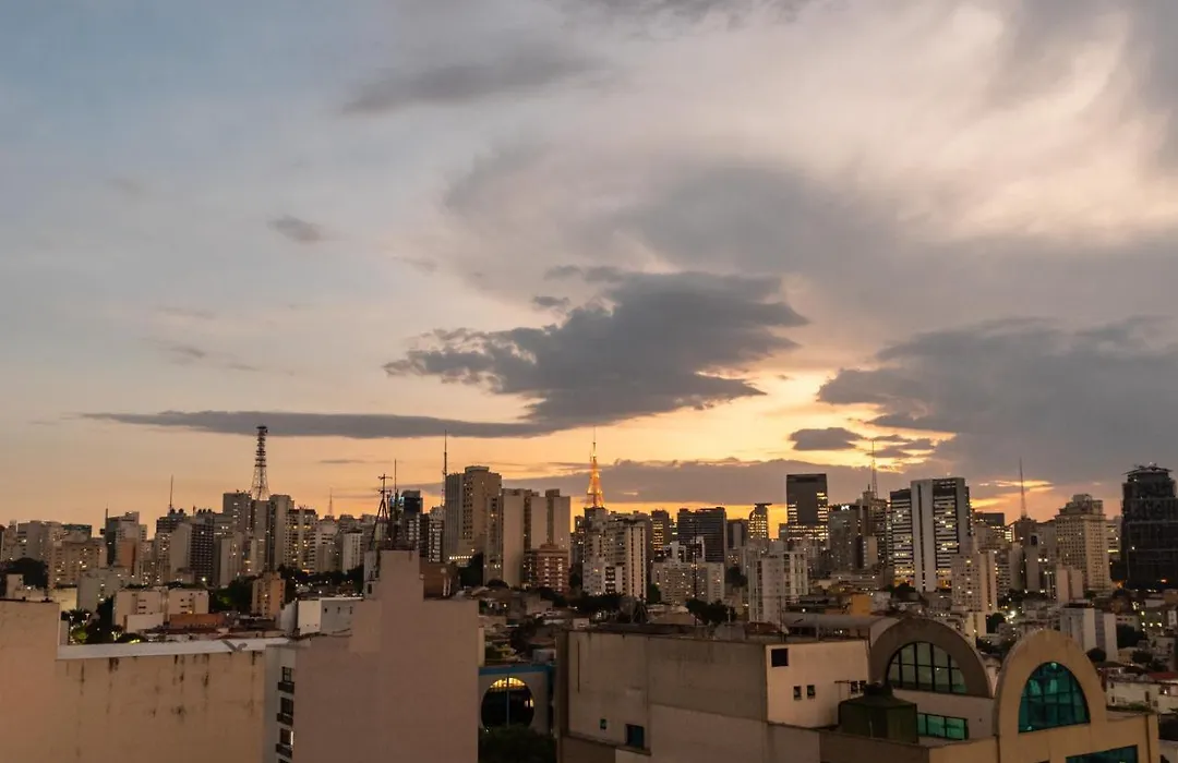 Apto1605 - Apartamento Inteiro, Completo e Confortável-1