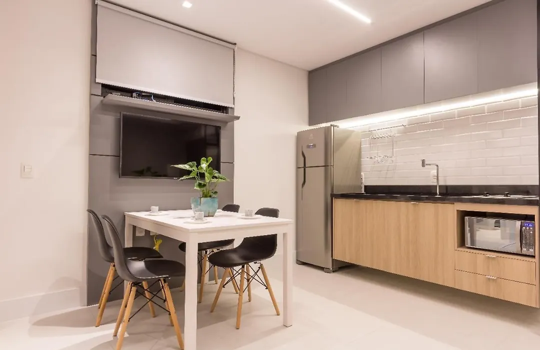 No Coração do Itaim, ESTUDIOS e Apto de 2QR 2B Completos, Modernos, Aconchegantes - Itaim Star Stay-1
