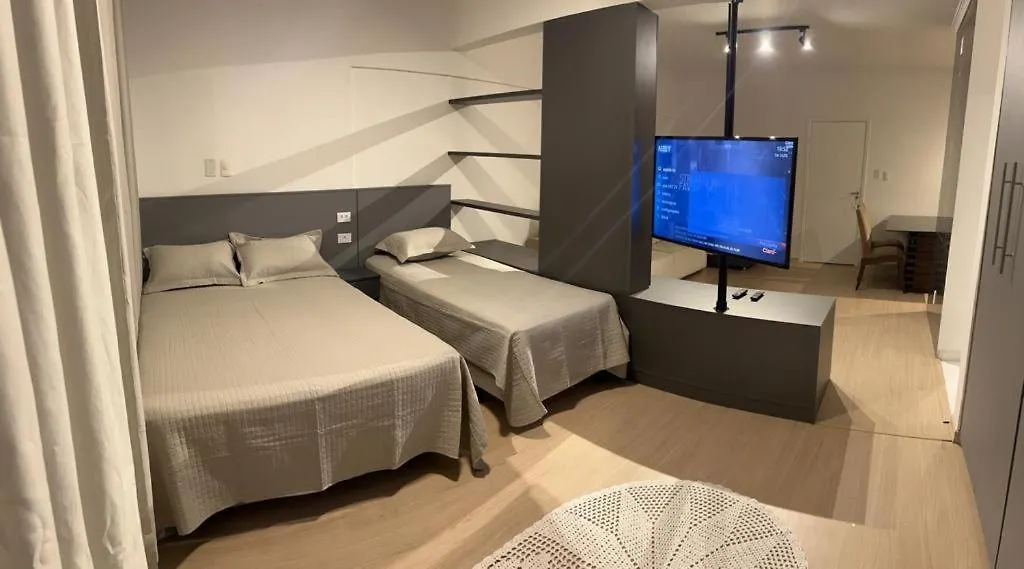 Apartamento para pessoas de família ou a negócio, Ap Lindo aconchegante no Brás próximo igreja Mundial,mercado municipal, 25 de março, templo Salomão, metro Dom Pedro ll, bancos, mercado e etc-1