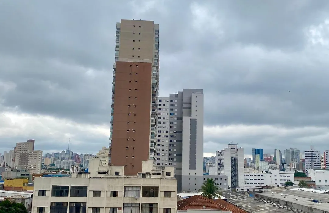 MV 57A Divino Apartamento Em Frente Ao Metrô Brás ! Ap 57 A Torre 2 - Rua Coronel Mursa, 56 - Bras-1