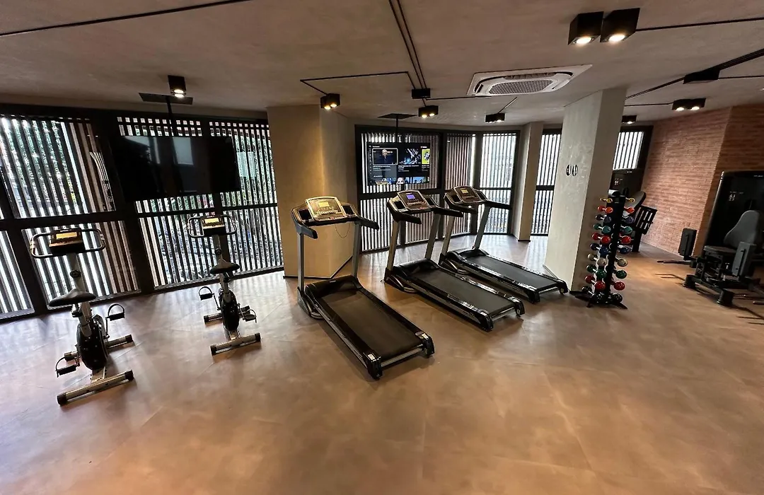 Studio Pamplona Jardins Cd 812-1