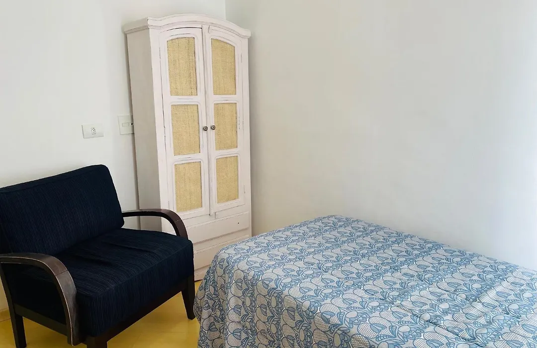 Quarto Morumbi - Somente Mulheres-1