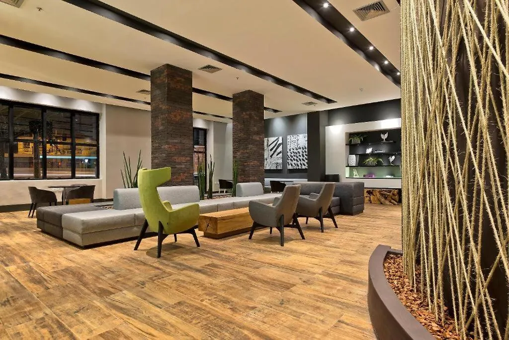 HOTEL in AVENIDA IBIRAPUERA , QUARTO LUXUOSO , CUSTO BENEFÍCIO-1