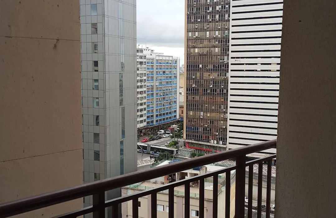 Studio Contemporâneo no centro de São Paulo, ao lado do metrô e 25 de março com piscina-1