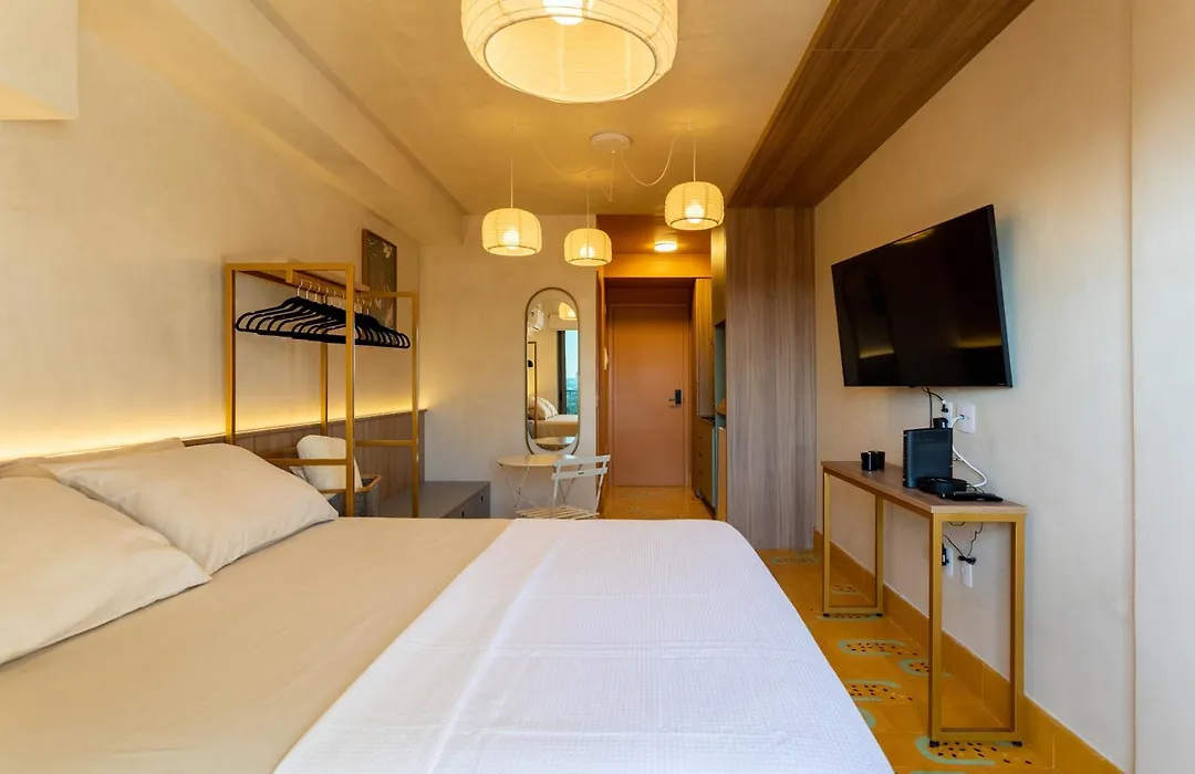 Studio Savana-1