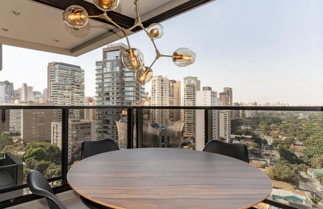 Charme Pinheiros e Jardins com piscina, cama queen-1