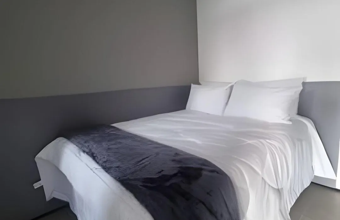 Apartamento em Moema SP perto Av. Ibirapuera-1