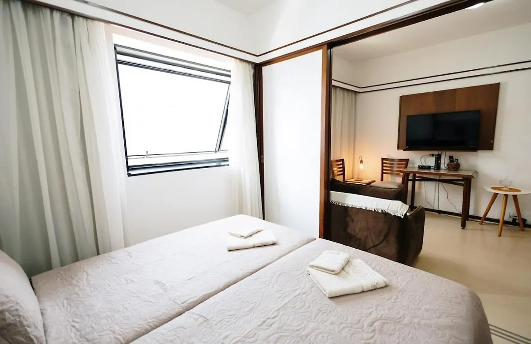 Apart hotel 1710 •Le Premier Suítes Jd. Paulista A/C - Garagem-1