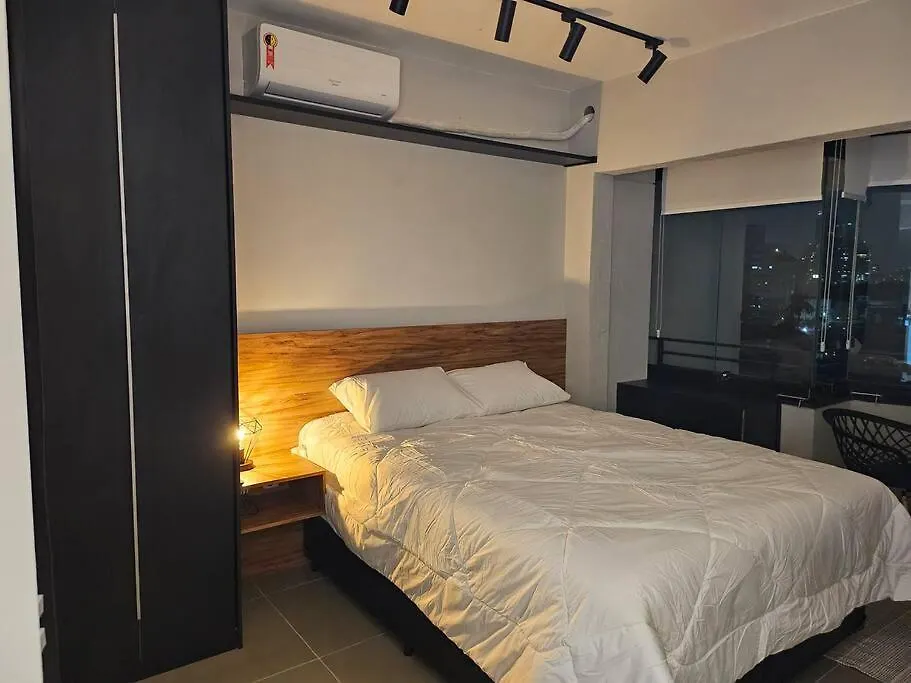 Studio moderno e aconchegante para até 4 pessoas-1