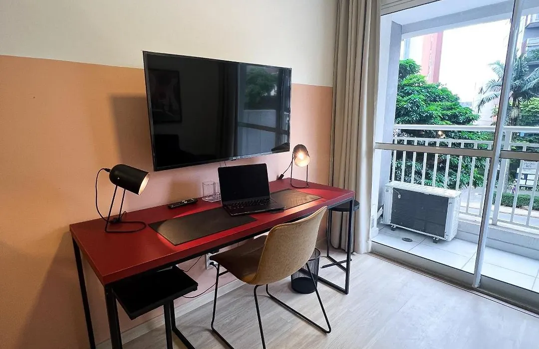 Apartamento Aconchegante 1 Dormitório a 250m do metrô - Liberdade, São Paulo-1