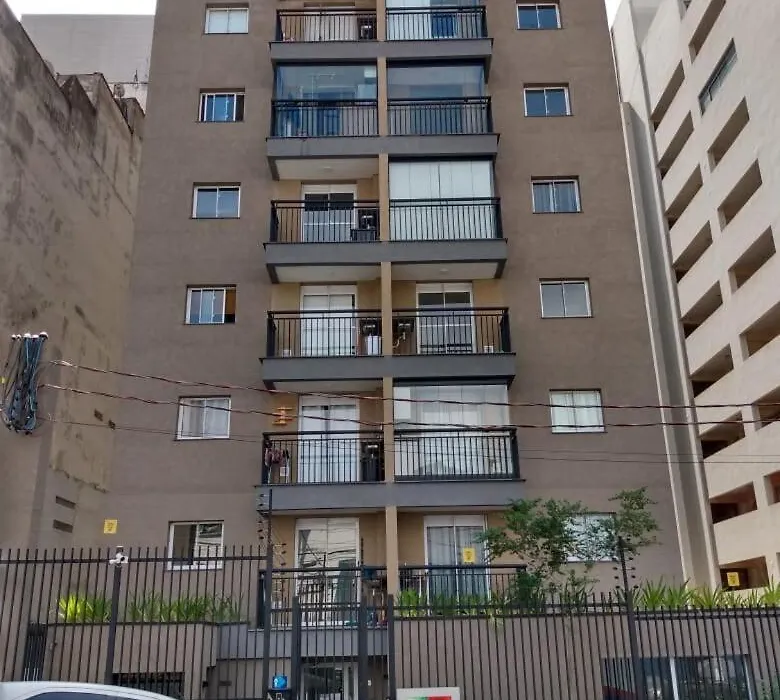 Studio Descolado na Liberdade - Prédio com piscina-1