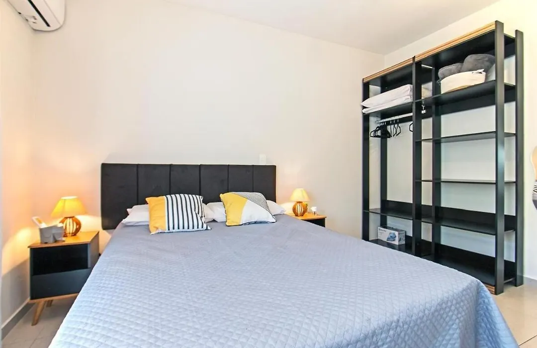 Apartamento aconchegante com 1 vaga - Próx CGH, Consulado, Transamérica, Autódromo, Vibra-1