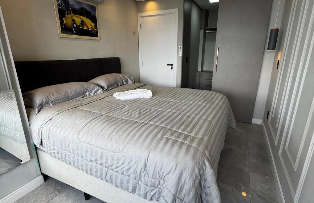 Apartamento de 3 Dormitórios 25 de março Brás Centro de São Paulo-1