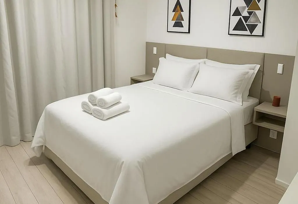 MV 126A Gracioso Apartamento Em Frente Ao Metrô Brás! - Rua Coronel Mursa, 56 - Brás-1