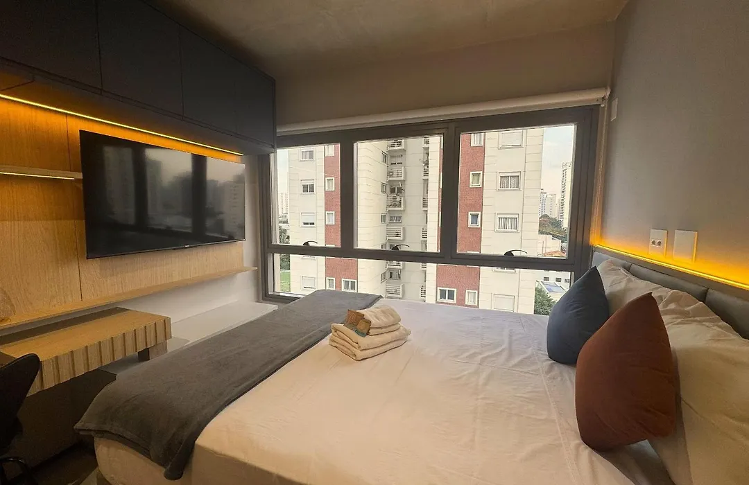 Loefgreen - Riosampa Flats-1