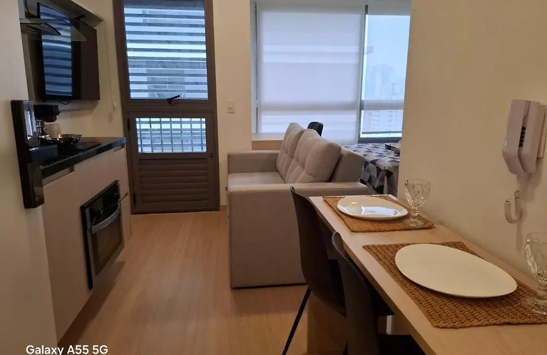 Studio mobiliado próximo ao metrô Fradique Coutinho-1
