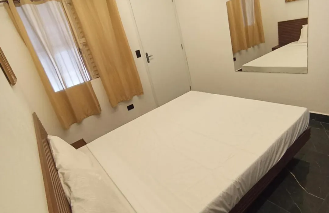 Free Way Motel (Adults Only)-1