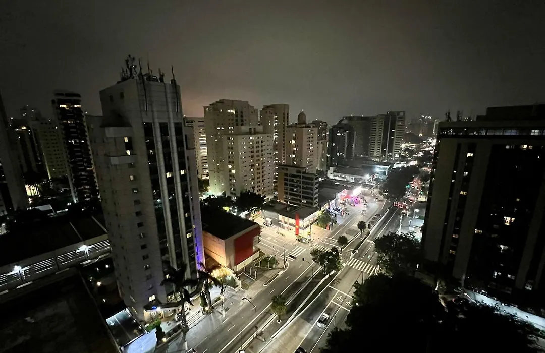 Unu Loft Ibirapuera: Piscina, Academia, Vista Cinematografica.-1