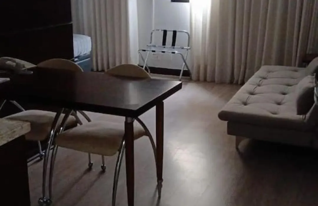 Flat No Hotel Trans Executive -1-1