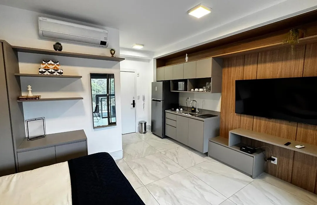 Studios Thera-1