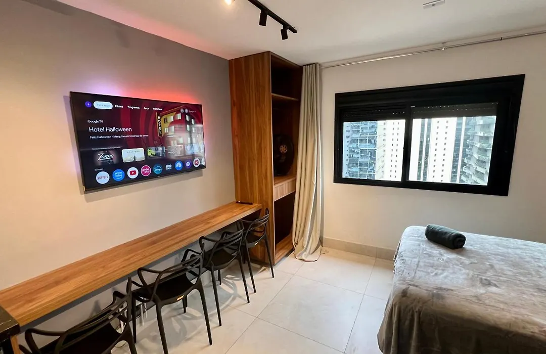 Luxury Flat in Vila Olímpia with Rooftop Pool, Gym, Cinema&More!-1