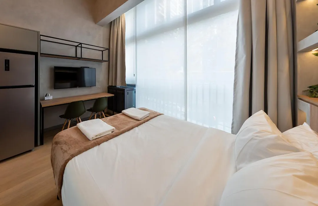 Bhomy Aimbere-1