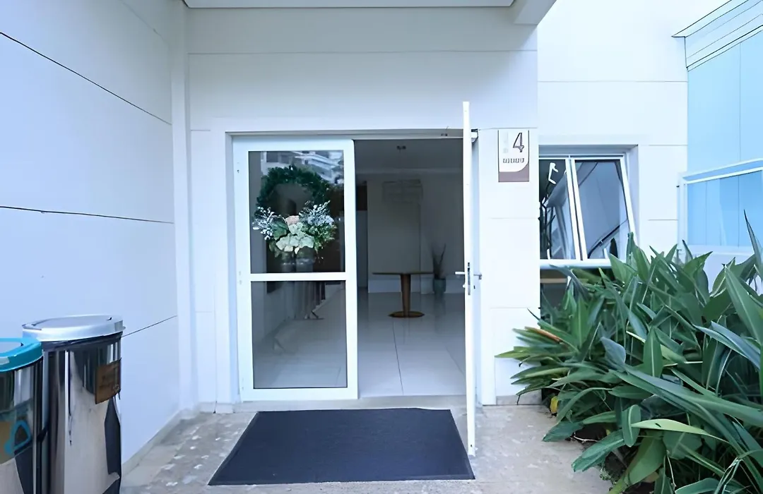 M4/110-Apto Einsten MorumBIS com A/C, Garagem e Piscina-1