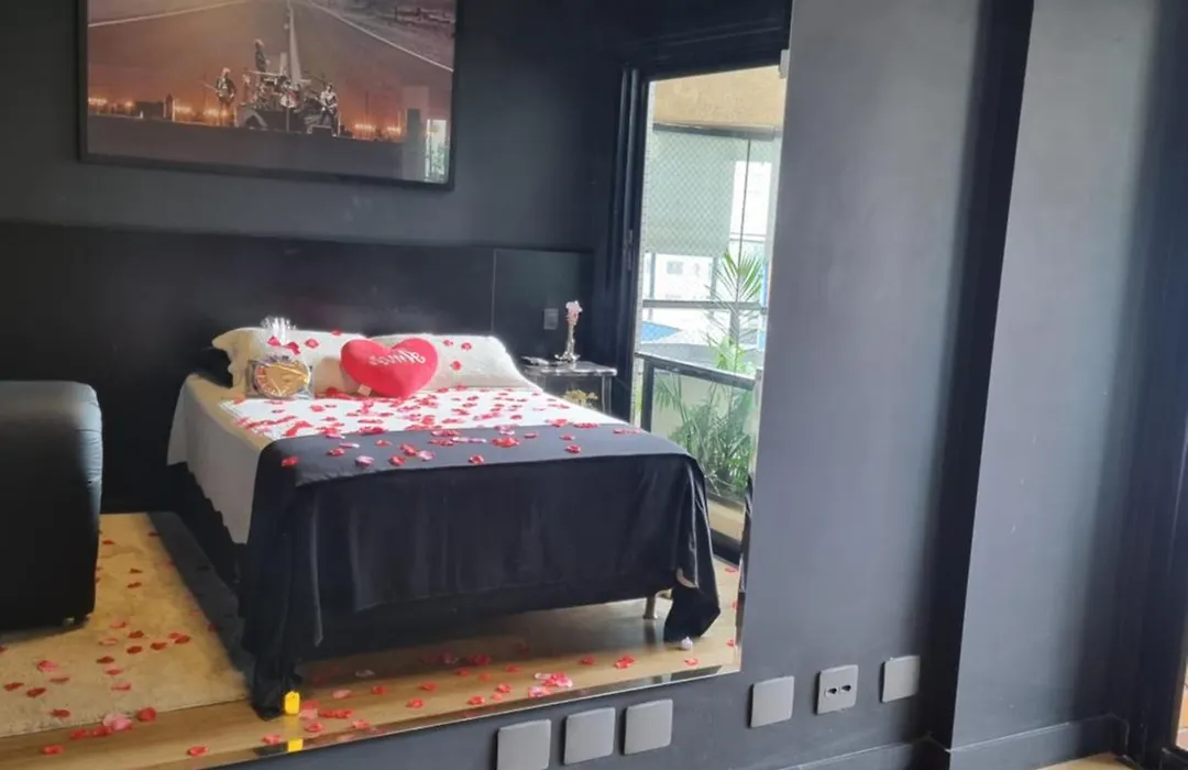 Morumbi, Apartamento Pub, SPA com hidromassagem, PISCINA Aquecida PRIVATIVA, LAREIRA, tudo que você precisa para descansar, trabalhar ou realizar aquela comemoração! Com total conforto e PRIVACIDADE! O Apt Nota 10 de SP!-1