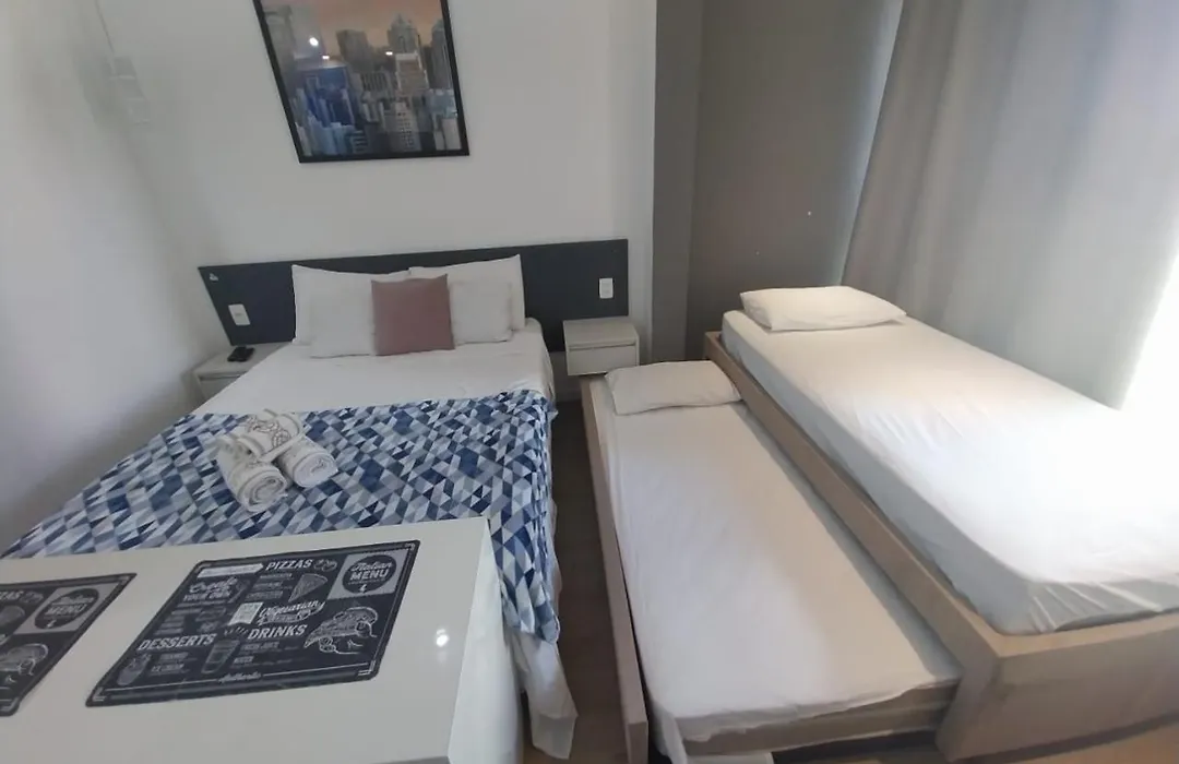 Belo apartamento Turiassu-1