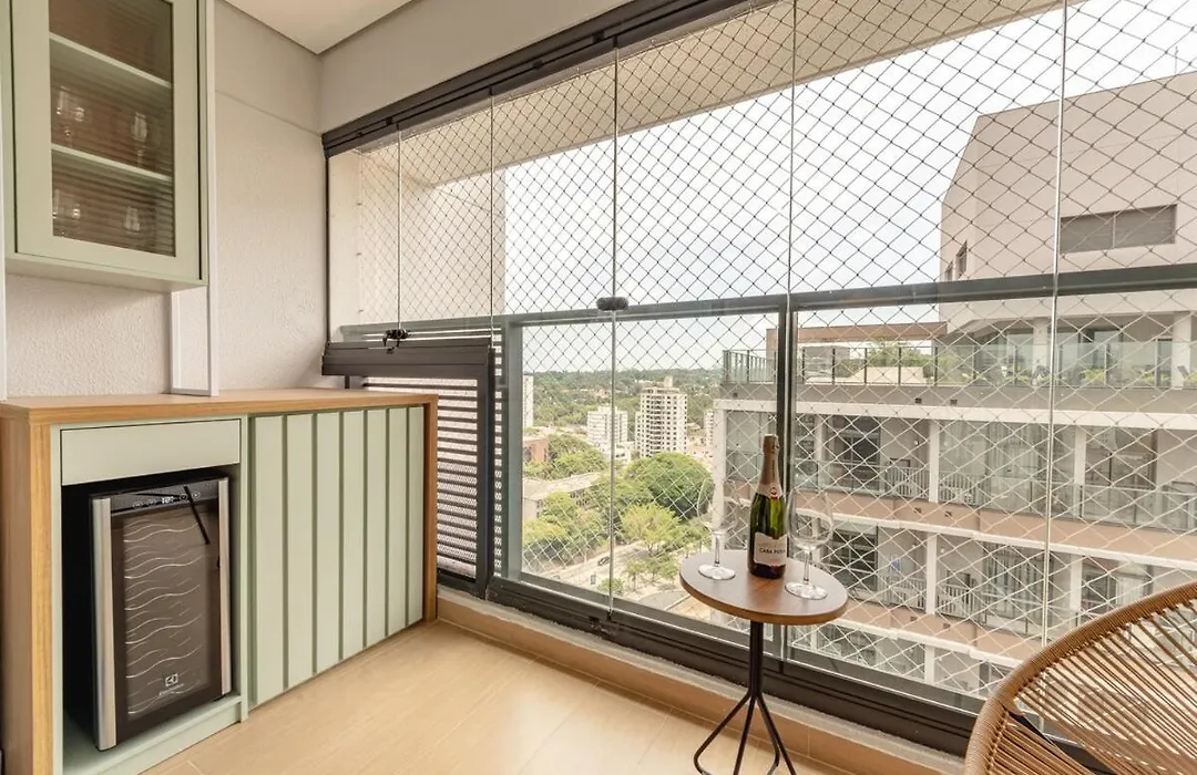 Studio top 20º andar 150 m do metro Brooklin com piscina-1