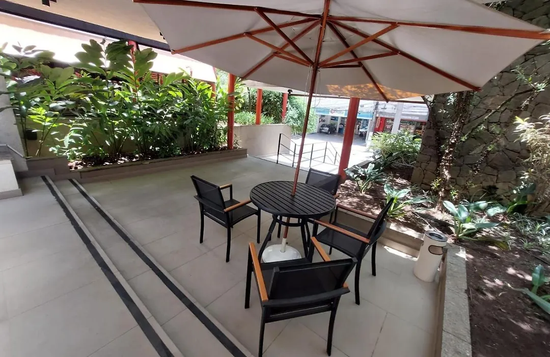 Flat nos Jardins, Av. Paulista, HC FMUSP, Rebouças-1