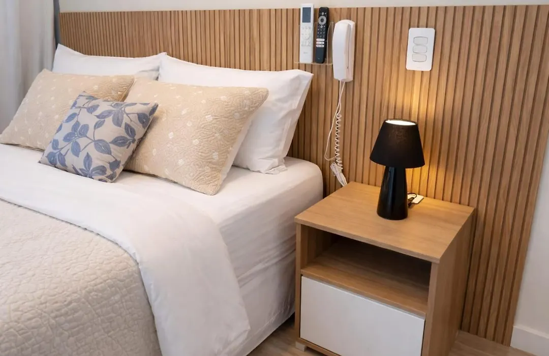 Studio moderno Wi-Fi rápido Próximo ao Metrô Check-in 24hs-1