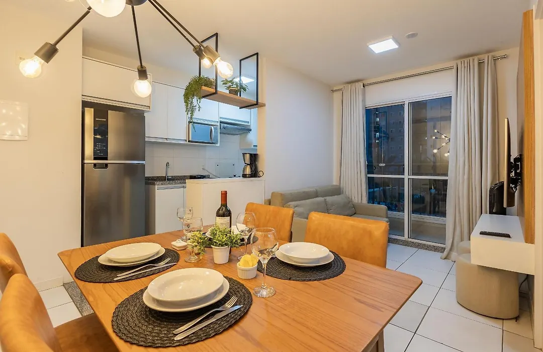 102B AP Luxuoso em SP, central, c/ garagem, Wi-Fi 600m-1