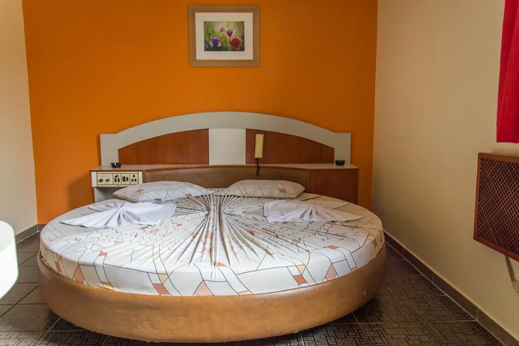 Motel Gaivotas (Adults Only)-1