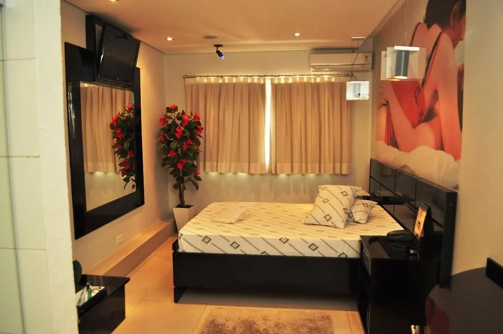 Gales Hotel (Adults Only)-1
