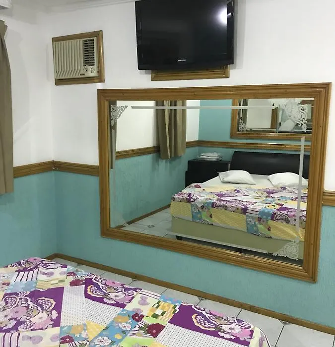 Motel United (Adults Only)-1