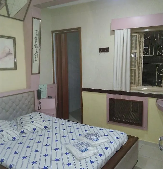 Hotel Estrela Da Lapa-1