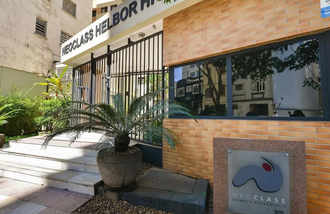 Apartamento Aconchegante Com Vista Incrivel, Piscina E Vaga-1