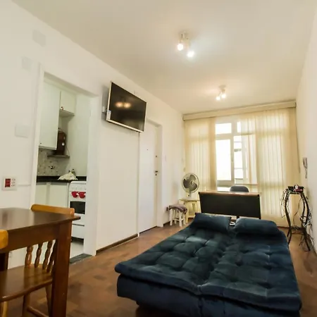 Apartamento aconchegante com estacionamento na 25 de março-3