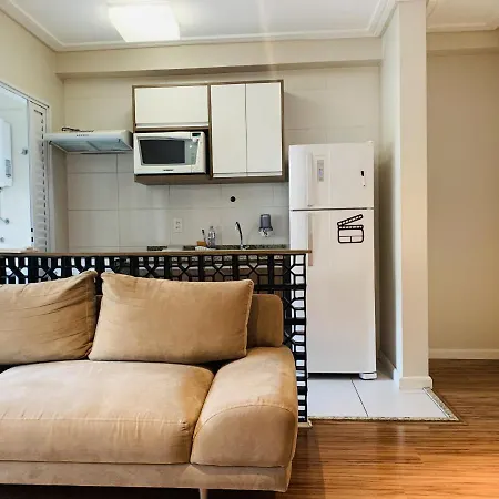 CS Apartamento a 200 metros da Paulista com AC-2