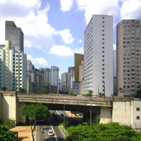 Apartamento 101 Centro Consolaçao-3
