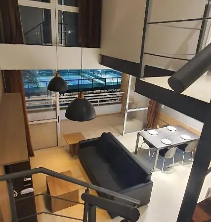 Duplex 2 dormitórios luxuoso 1113-3