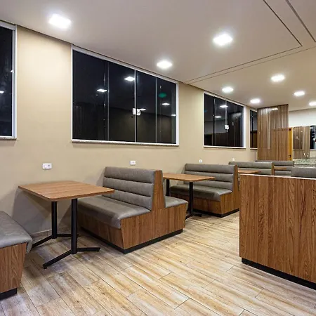 Age Hotel-3