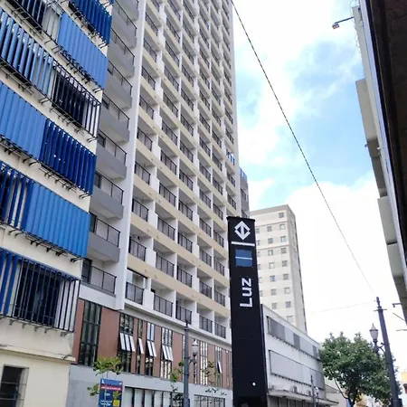 Studio Lindo; no centro em frente ao metrô!-3